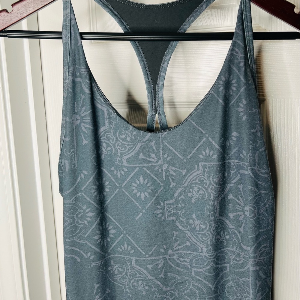 Prana Sz M Women’s Dress Sport Work out Straps - Picture 6 of 7